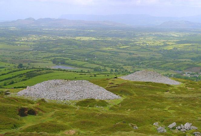 Cairns on Carrowkeel, looking towards Benbulben